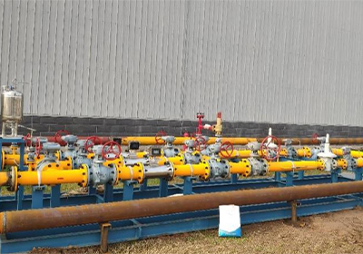 Natural gas pressure regulation&metering skid
